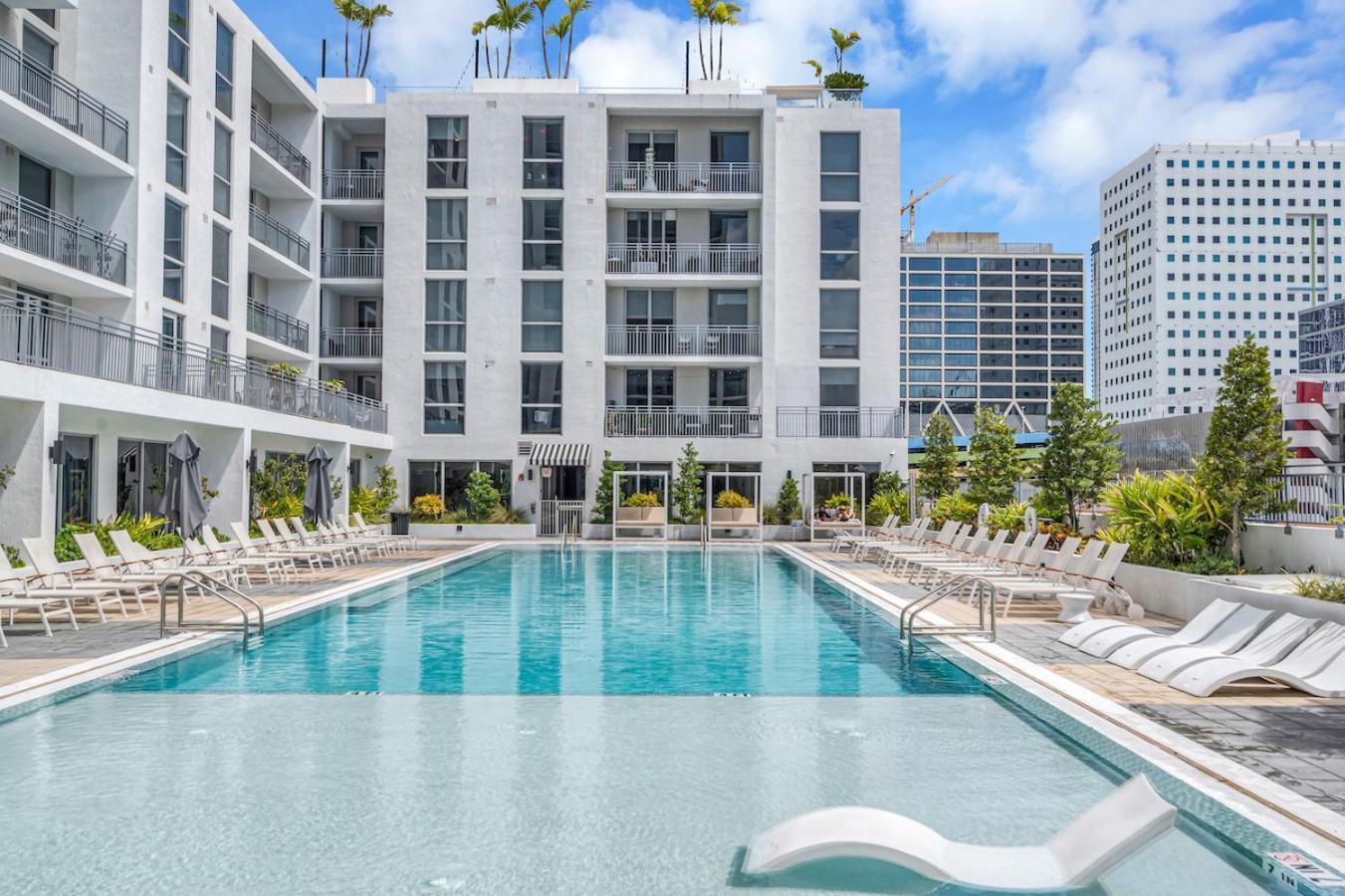 Amazing 3 Bed Unit In Dwntwn Miami With Free Parking Apartment Bagian luar foto