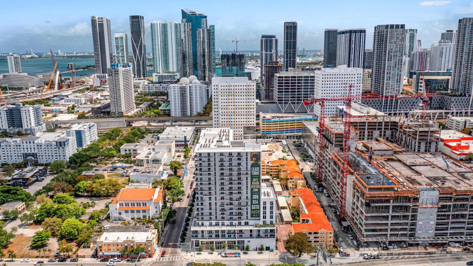 Amazing 3 Bed Unit In Dwntwn Miami With Free Parking Apartment Bagian luar foto