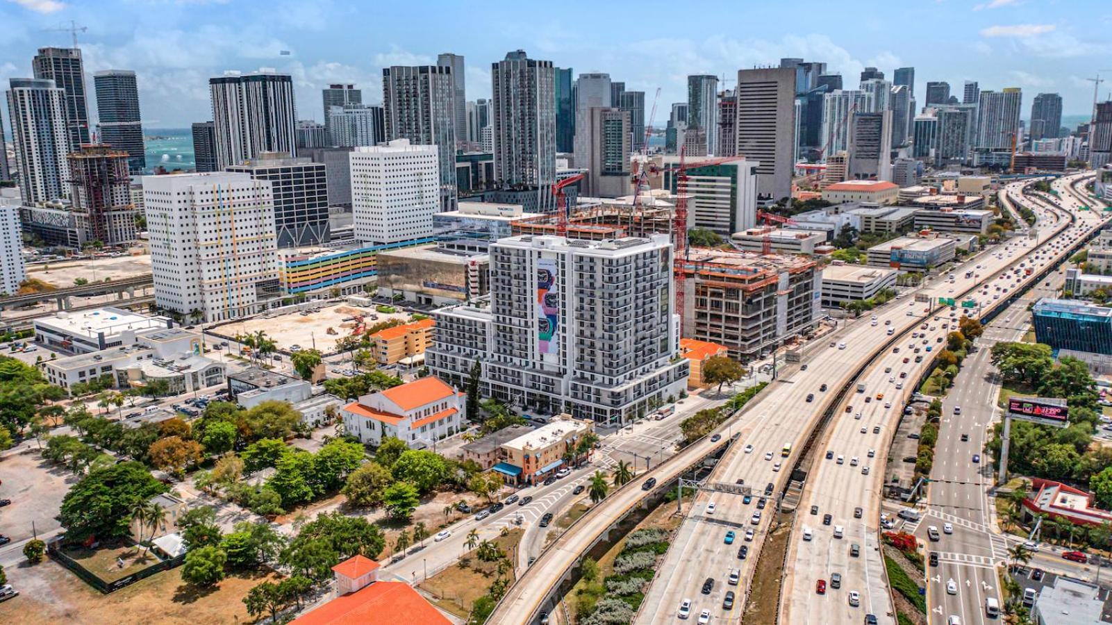 Amazing 3 Bed Unit In Dwntwn Miami With Free Parking Apartment Bagian luar foto