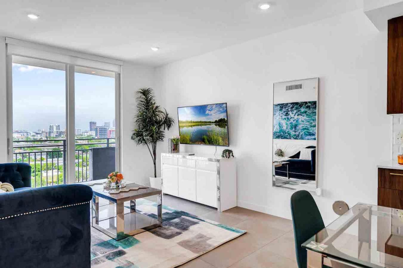 Amazing 3 Bed Unit In Dwntwn Miami With Free Parking Apartment Bagian luar foto