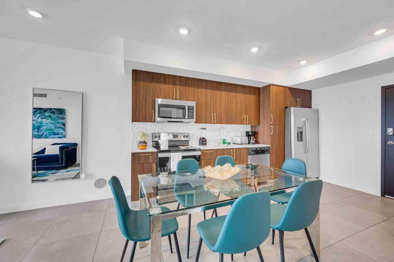 Amazing 3 Bed Unit In Dwntwn Miami With Free Parking Apartment Bagian luar foto