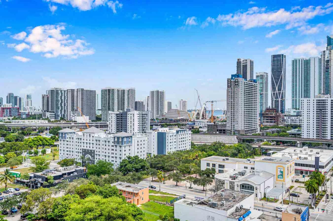 Amazing 3 Bed Unit In Dwntwn Miami With Free Parking Apartment Bagian luar foto